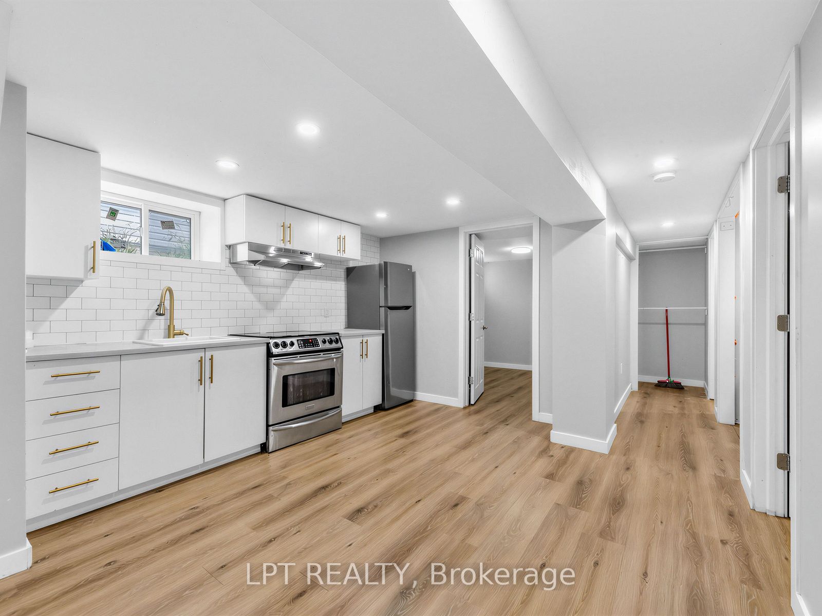 239 Vine Street Property Photo 29