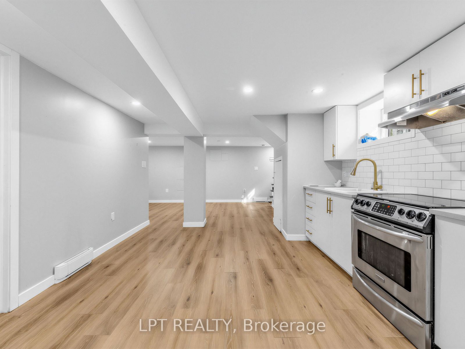 239 Vine Street Property Photo 32