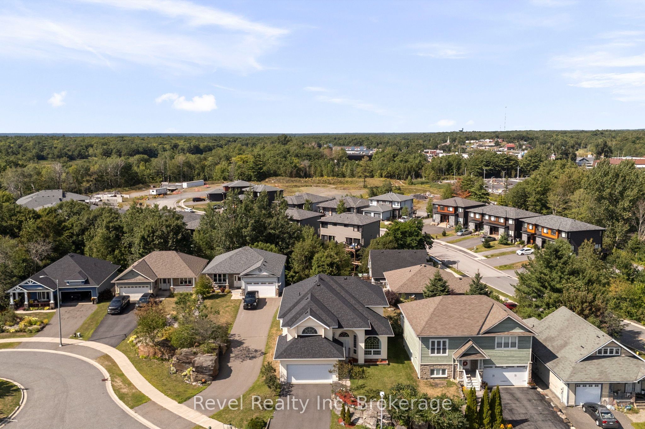 5 Avery Court Property Photo 32