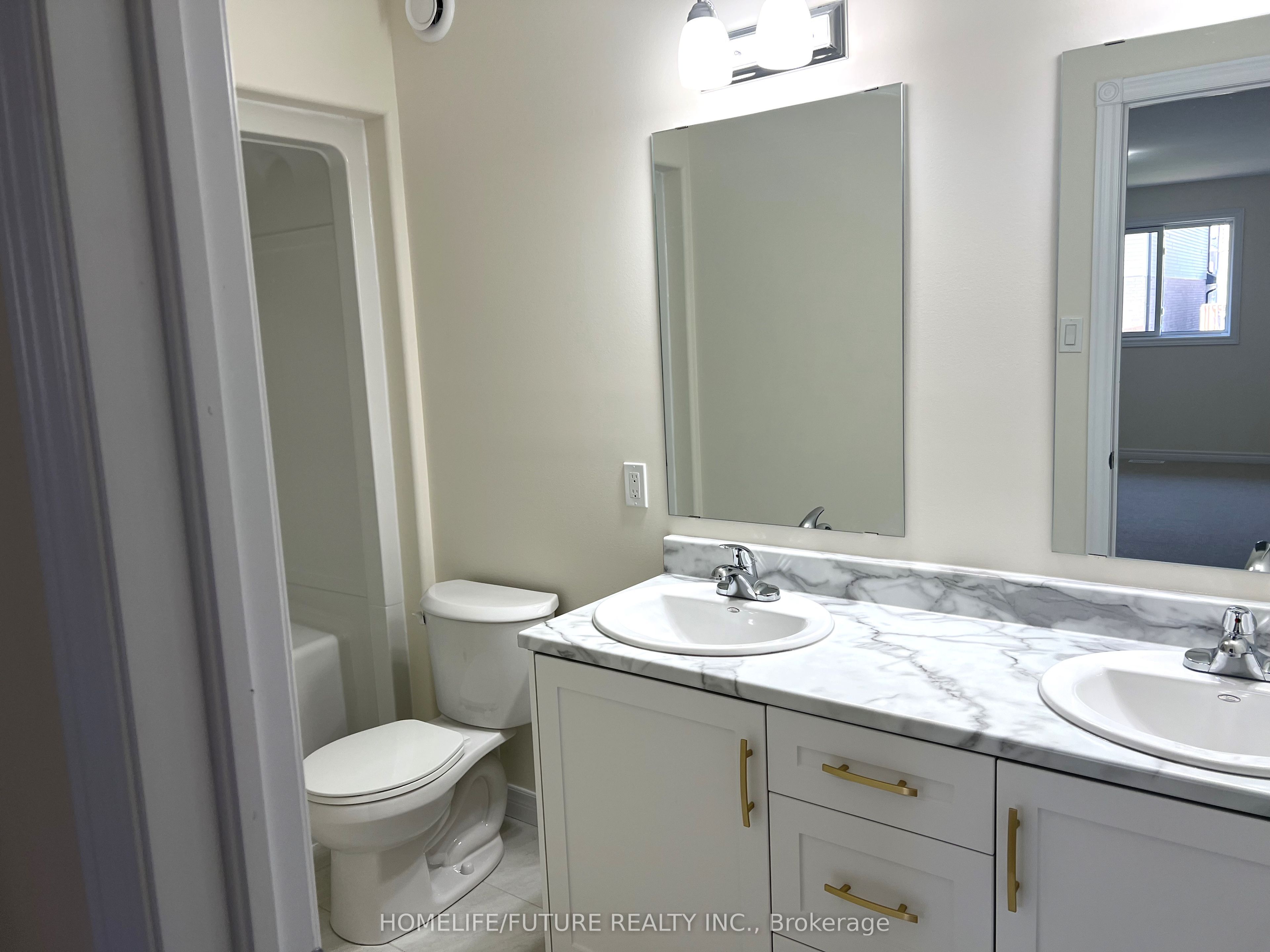 236 Oneil Street Property Photo 9