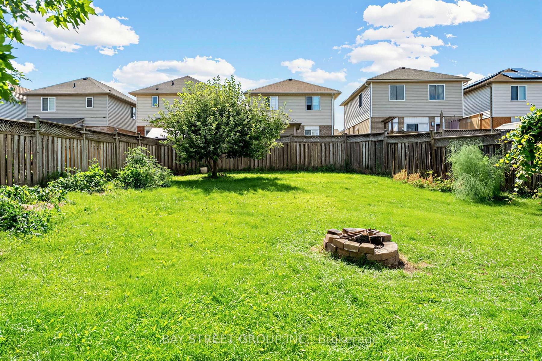 63 Dubrick Crescent Property Photo 44