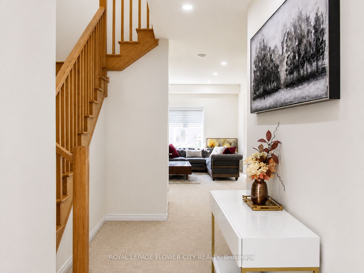18 Jenner Drive Property Photo 4