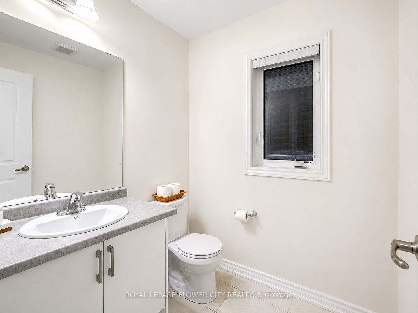 18 Jenner Drive Property Photo 15