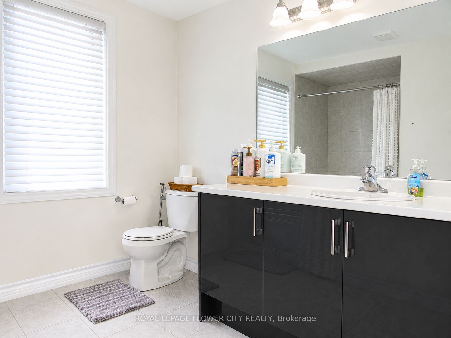 18 Jenner Drive Property Photo 22