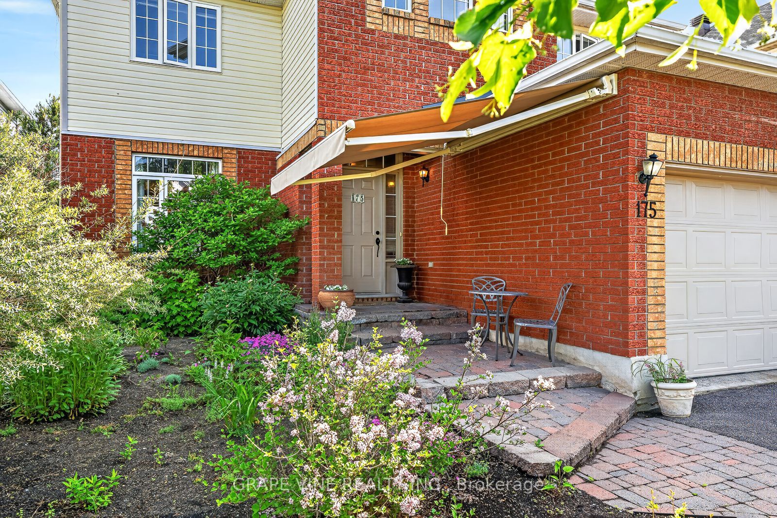 175 Allanford Avenue Property Photo 3