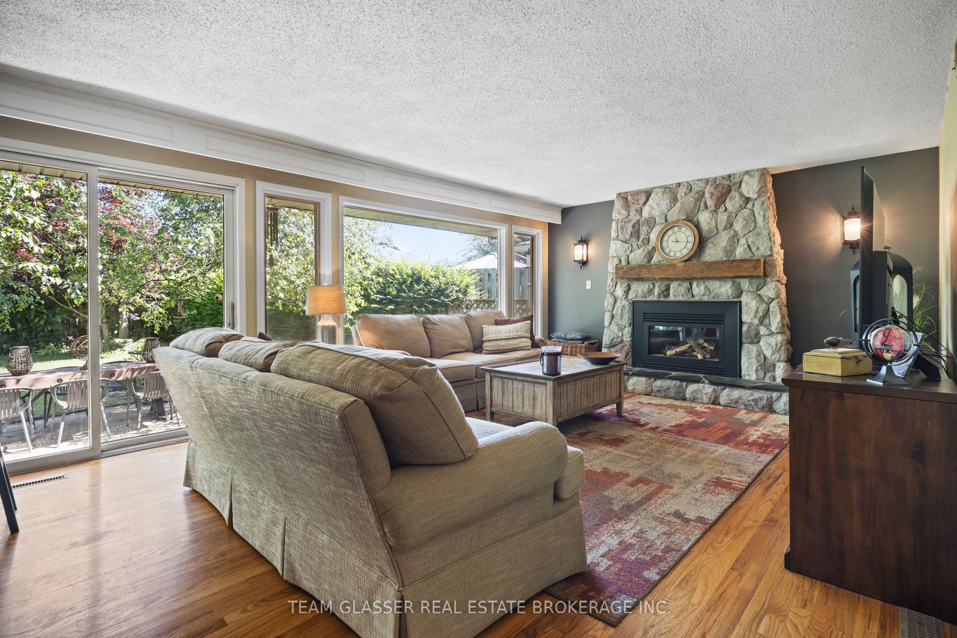 20 Parkview Drive Property Photo 4