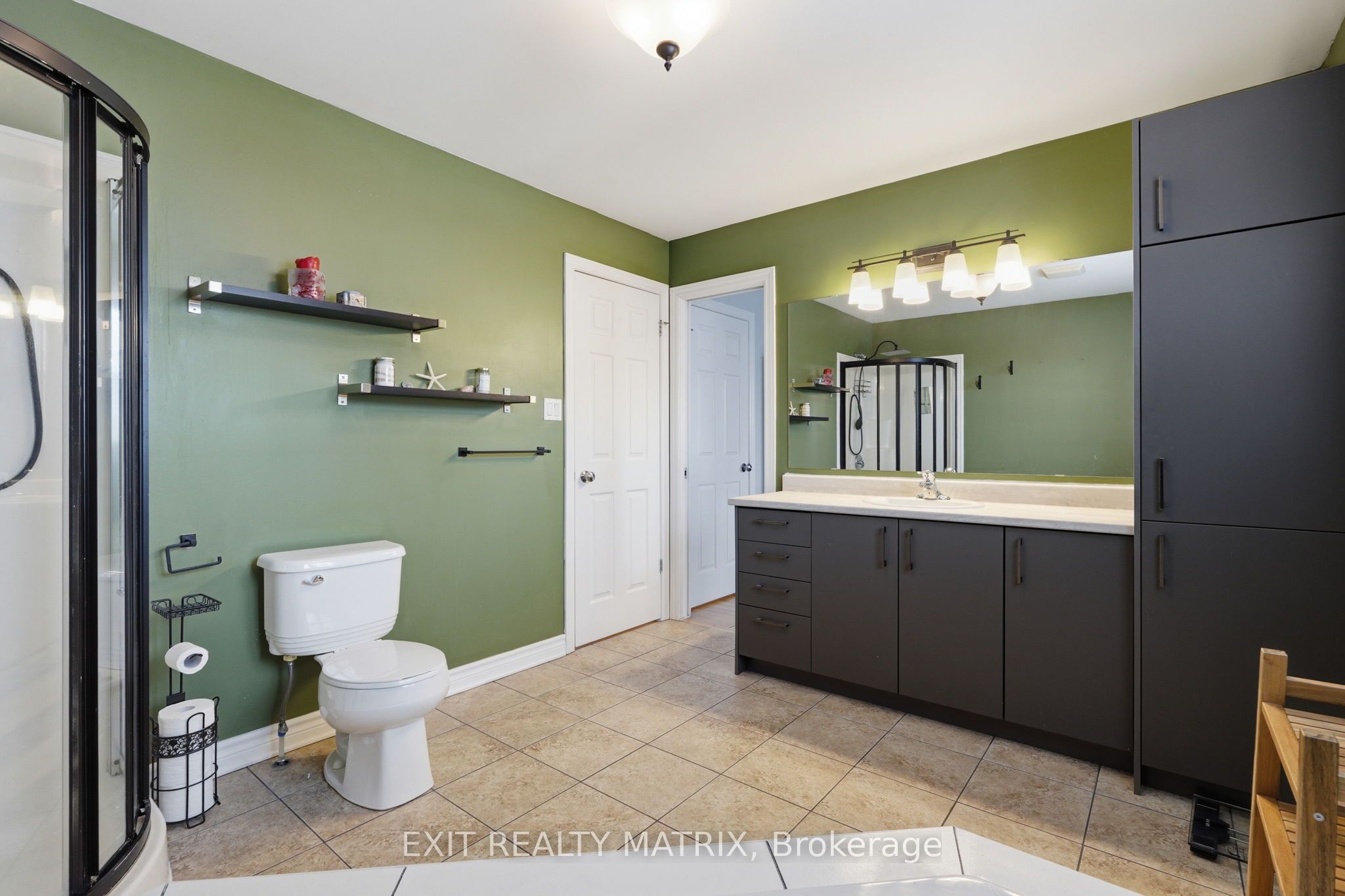 388 Quartz Avenue Property Photo 18