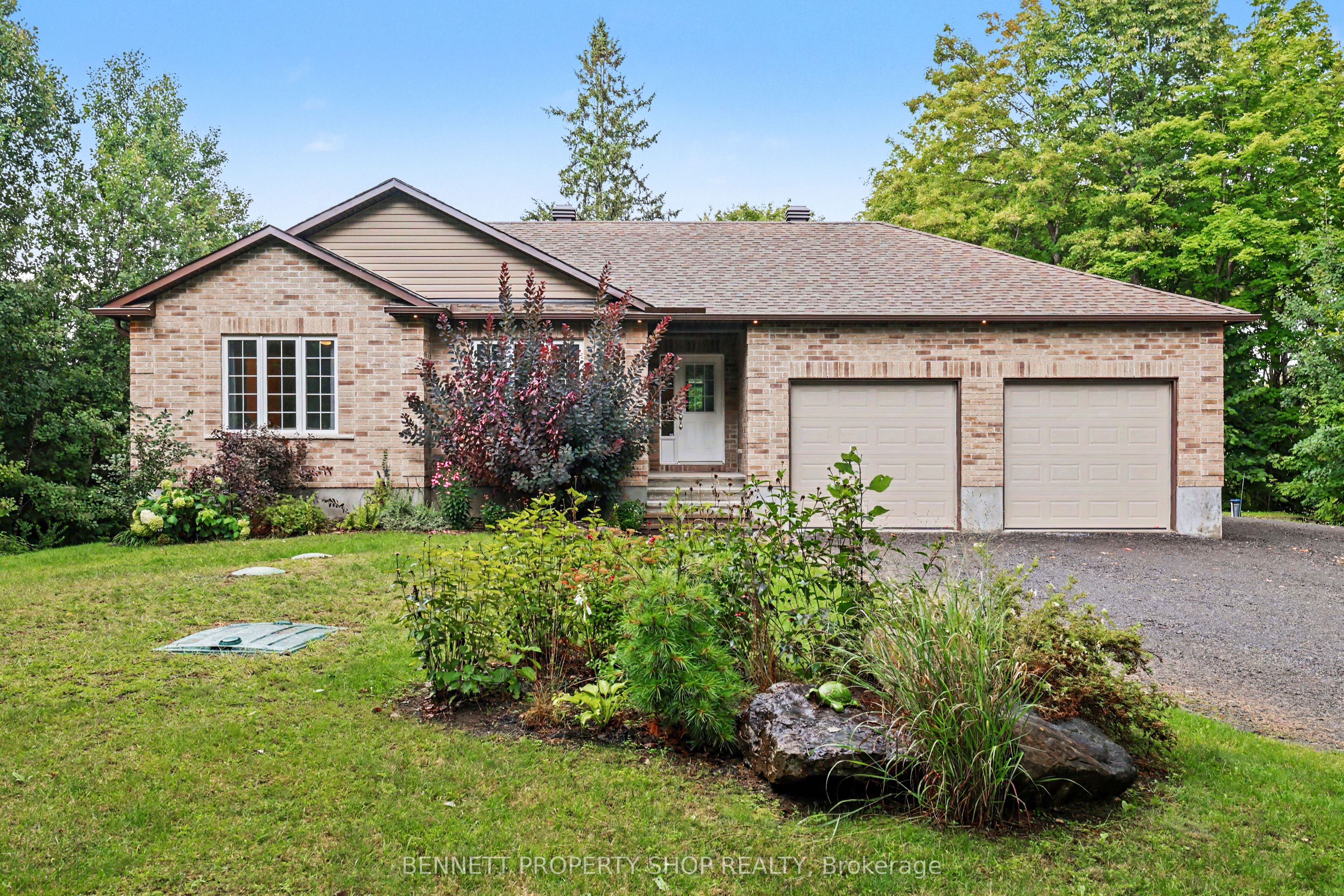 160 Northcote Drive Property Photo 1