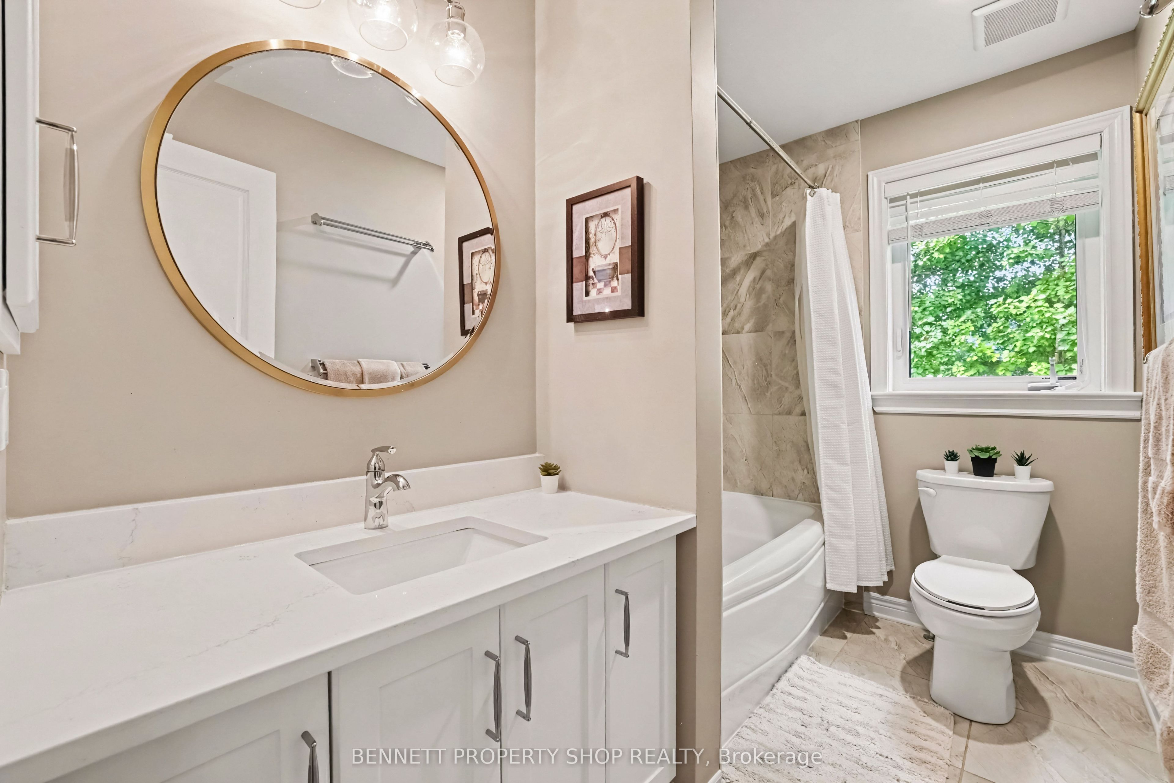 160 Northcote Drive Property Photo 14