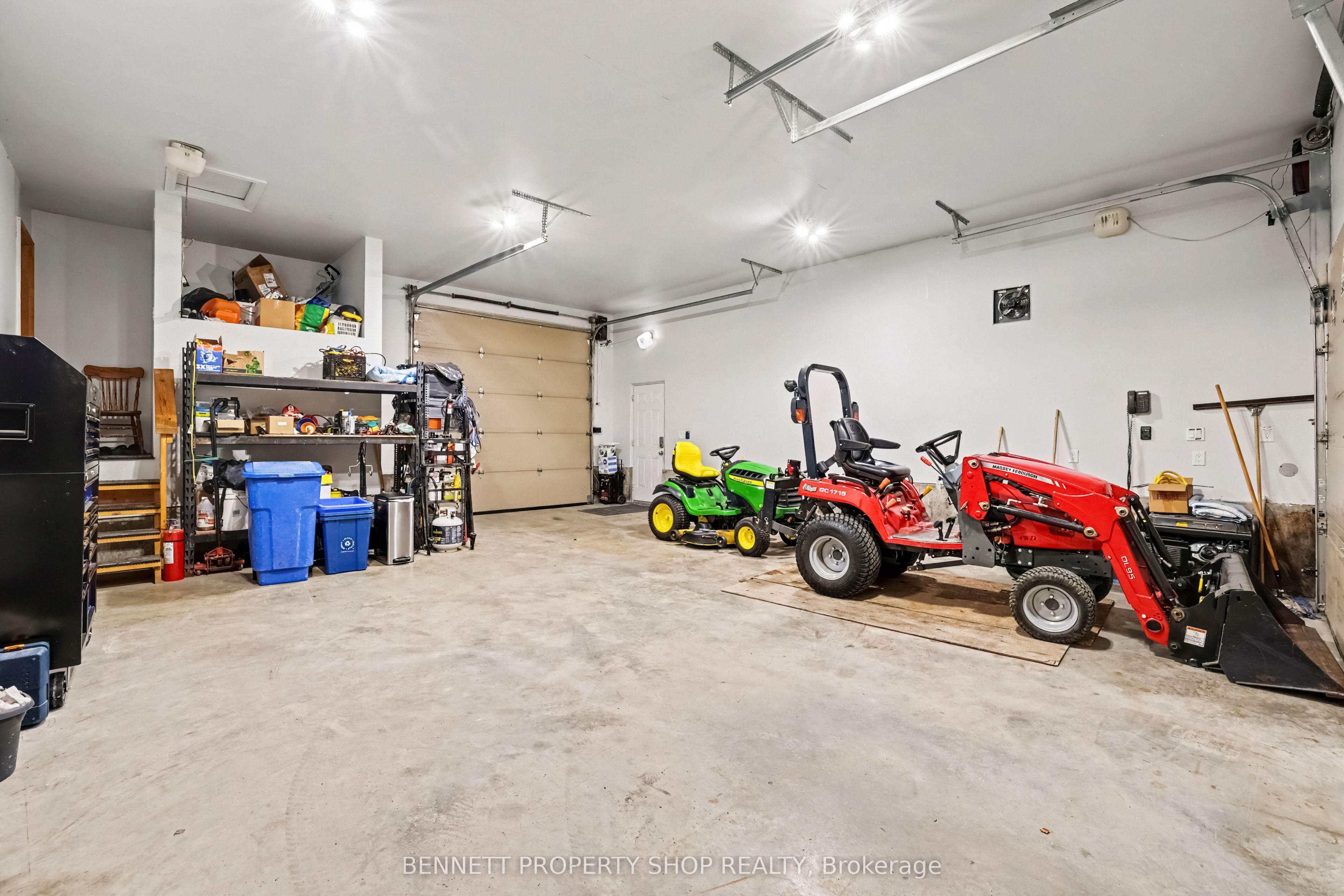 160 Northcote Drive Property Photo 25