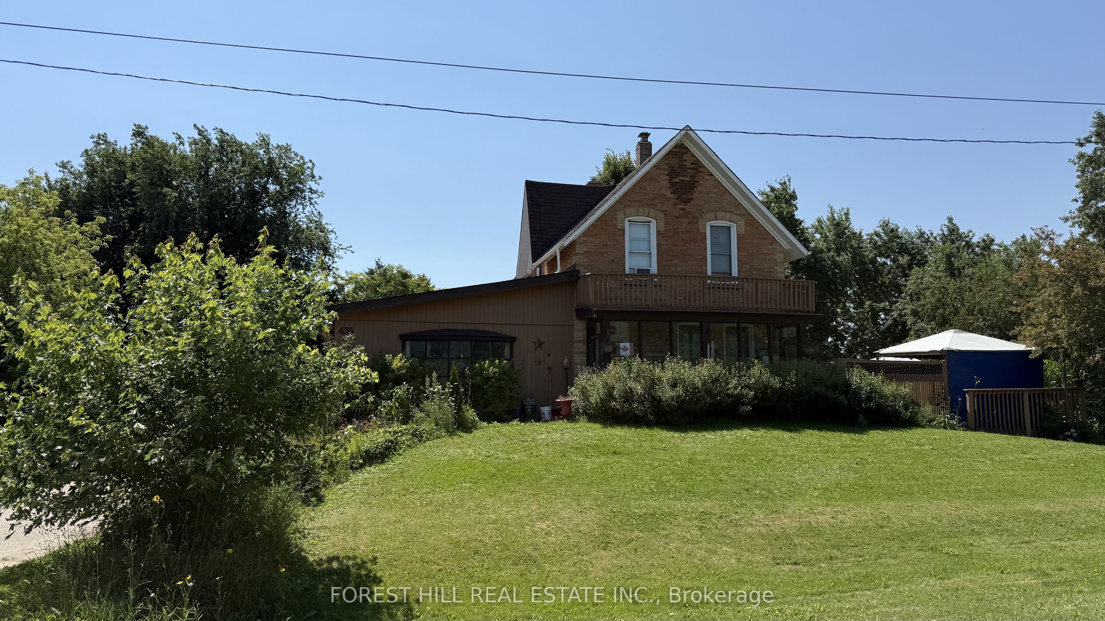 435 Main Street W Property Photo 1