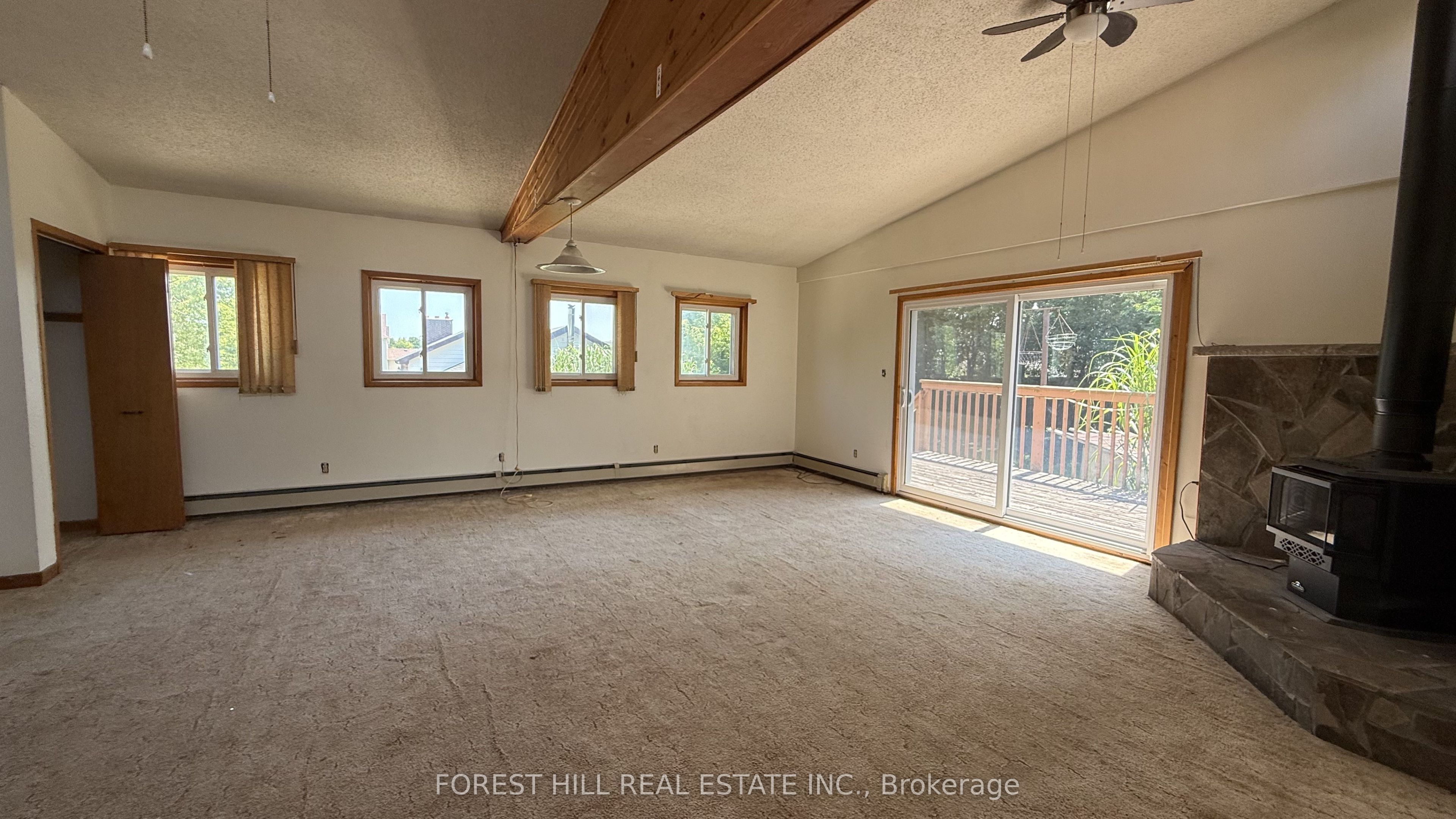 435 Main Street W Property Photo 21