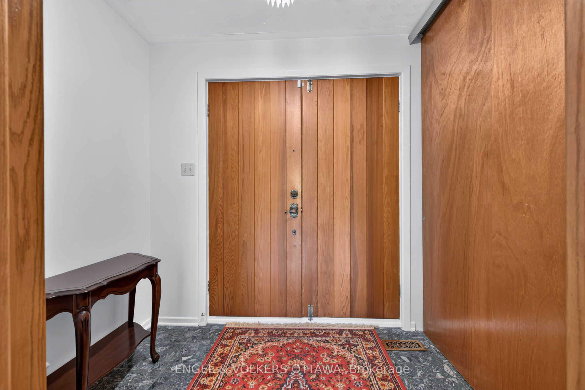 760 Kerwin Road Property Photo 3