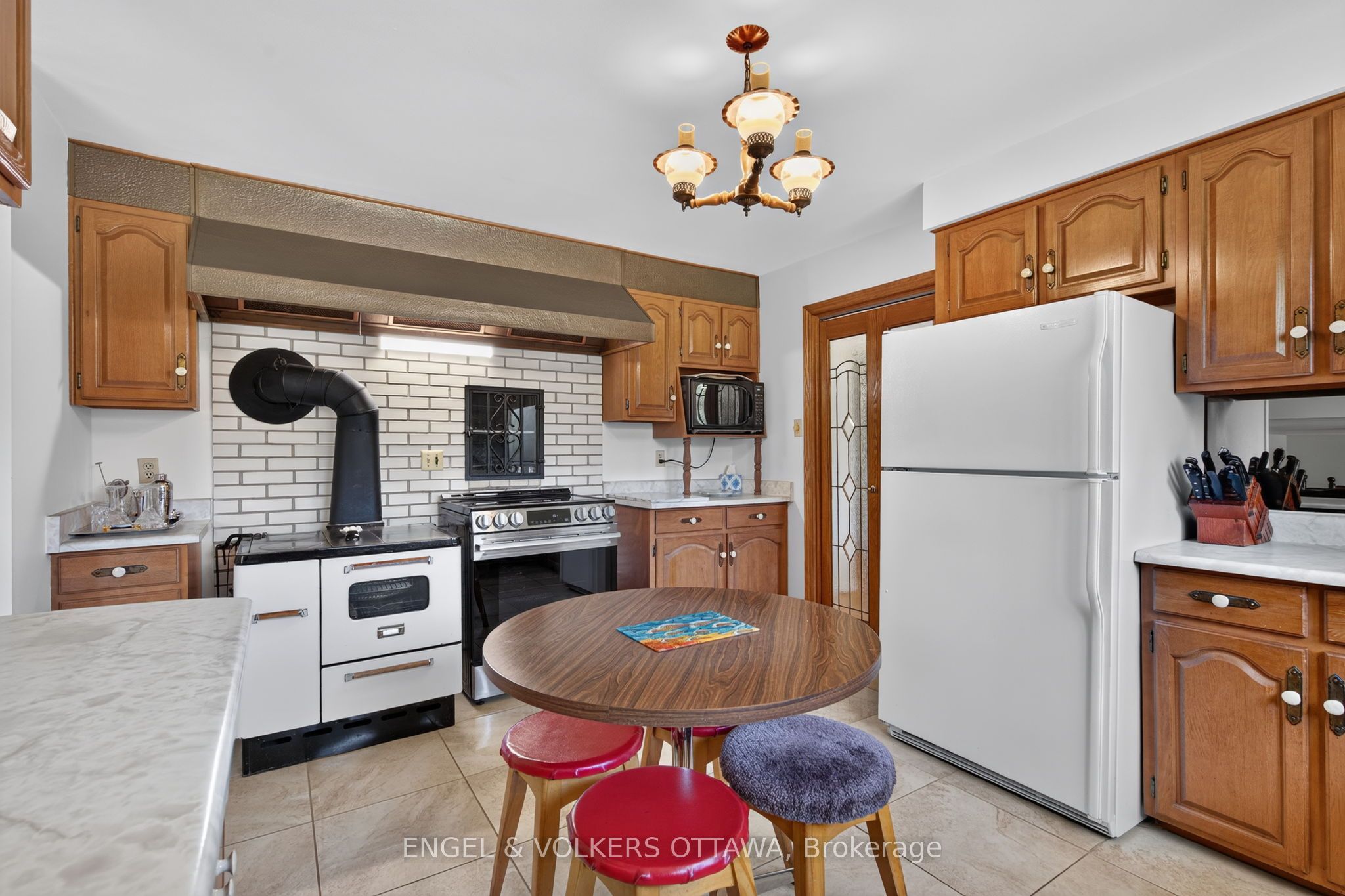 760 Kerwin Road Property Photo 11