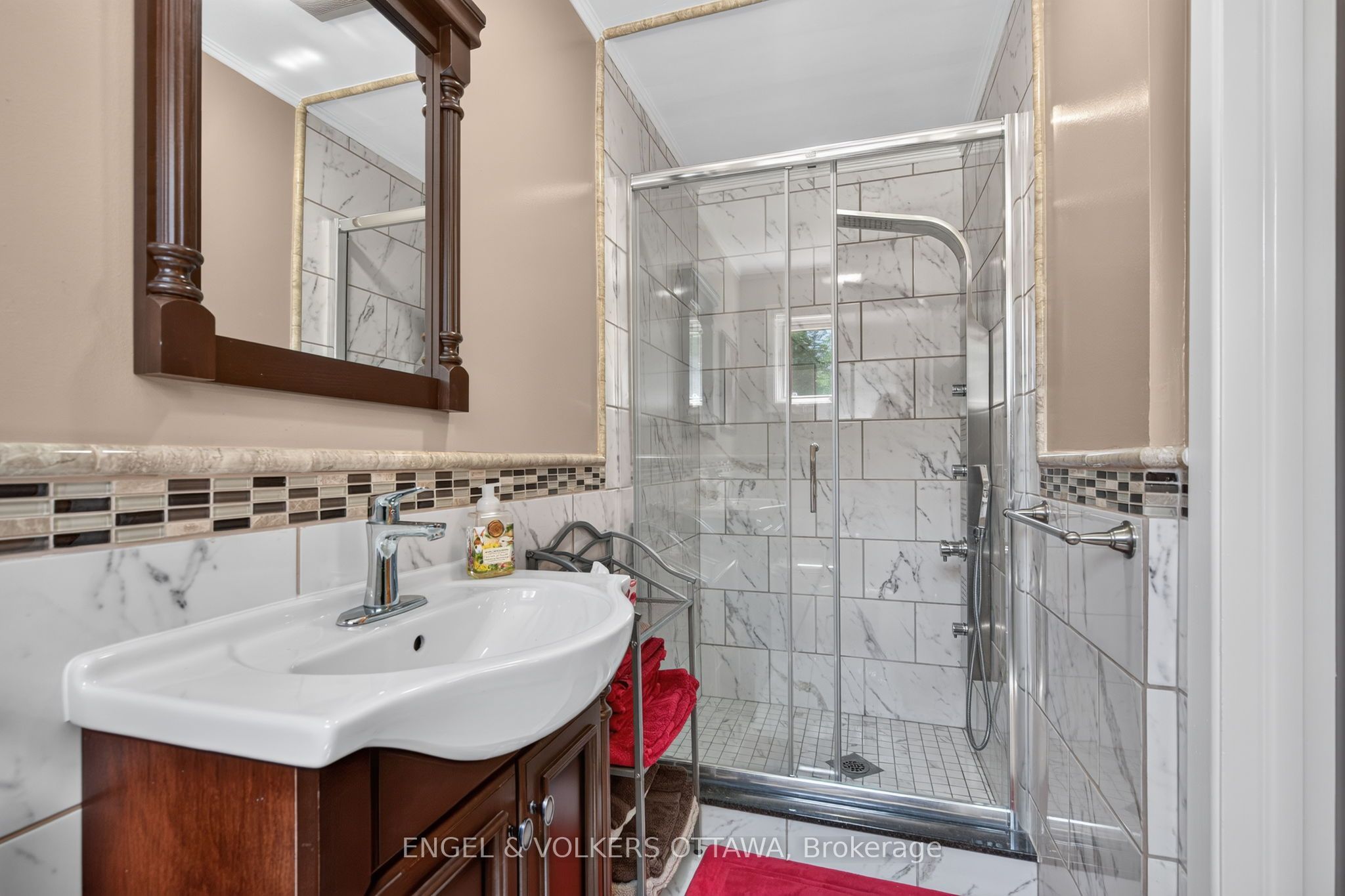 760 Kerwin Road Property Photo 17