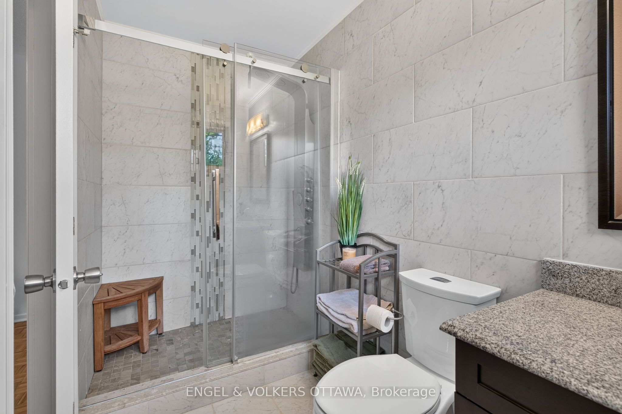 760 Kerwin Road Property Photo 21