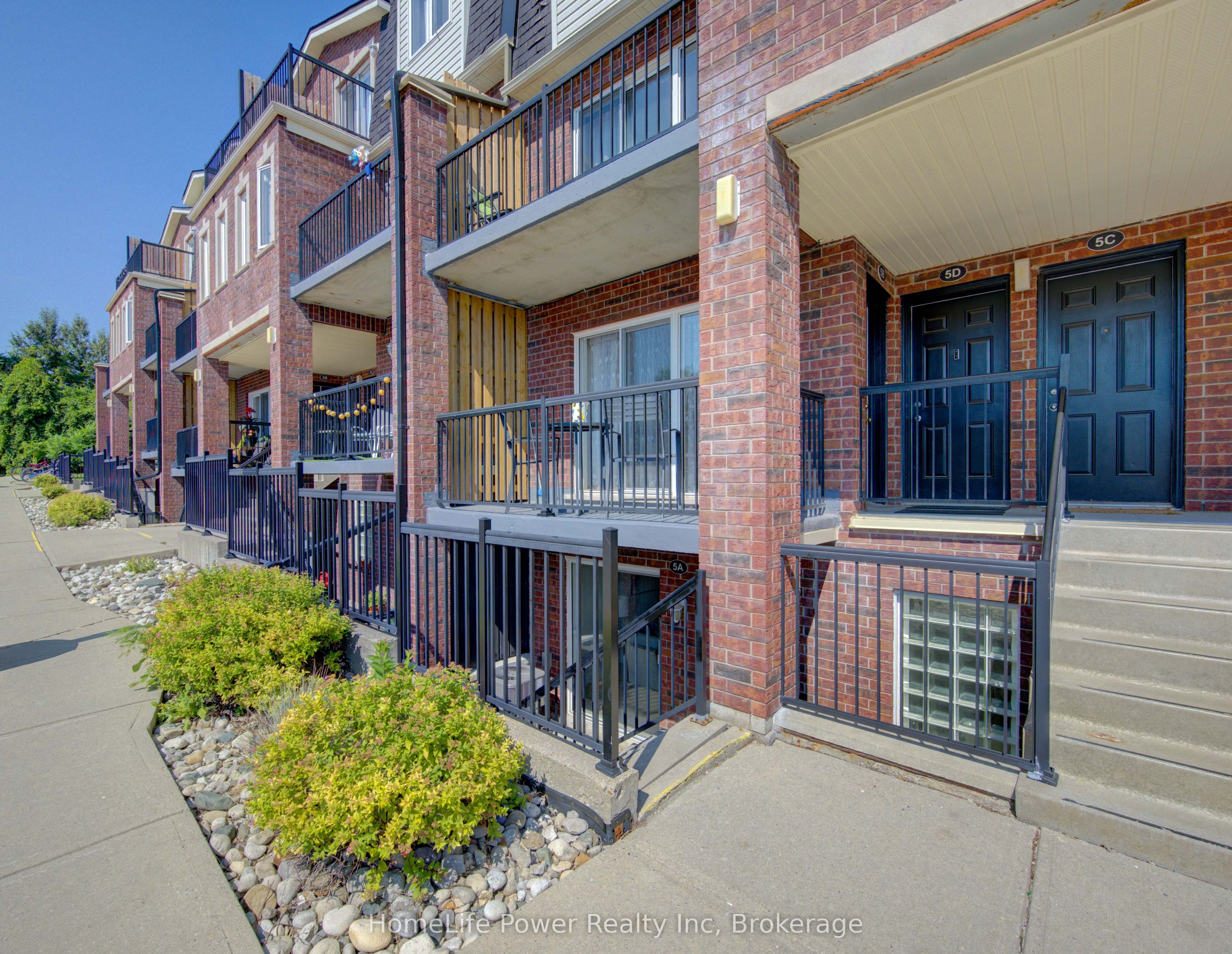 45 Cedarhill Crescent 5A Property Photo 1