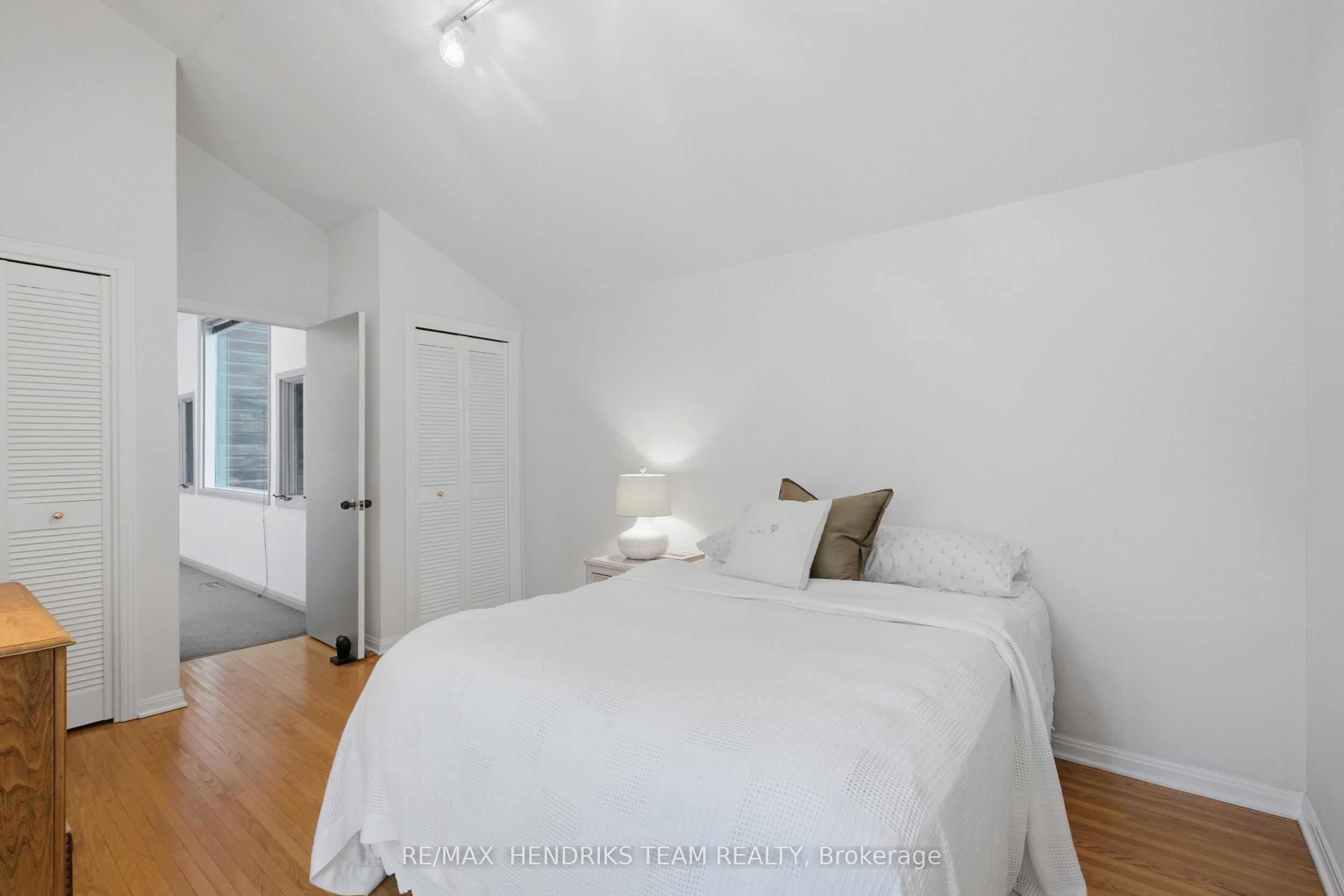 10 Vergorda Circle Property Photo 32