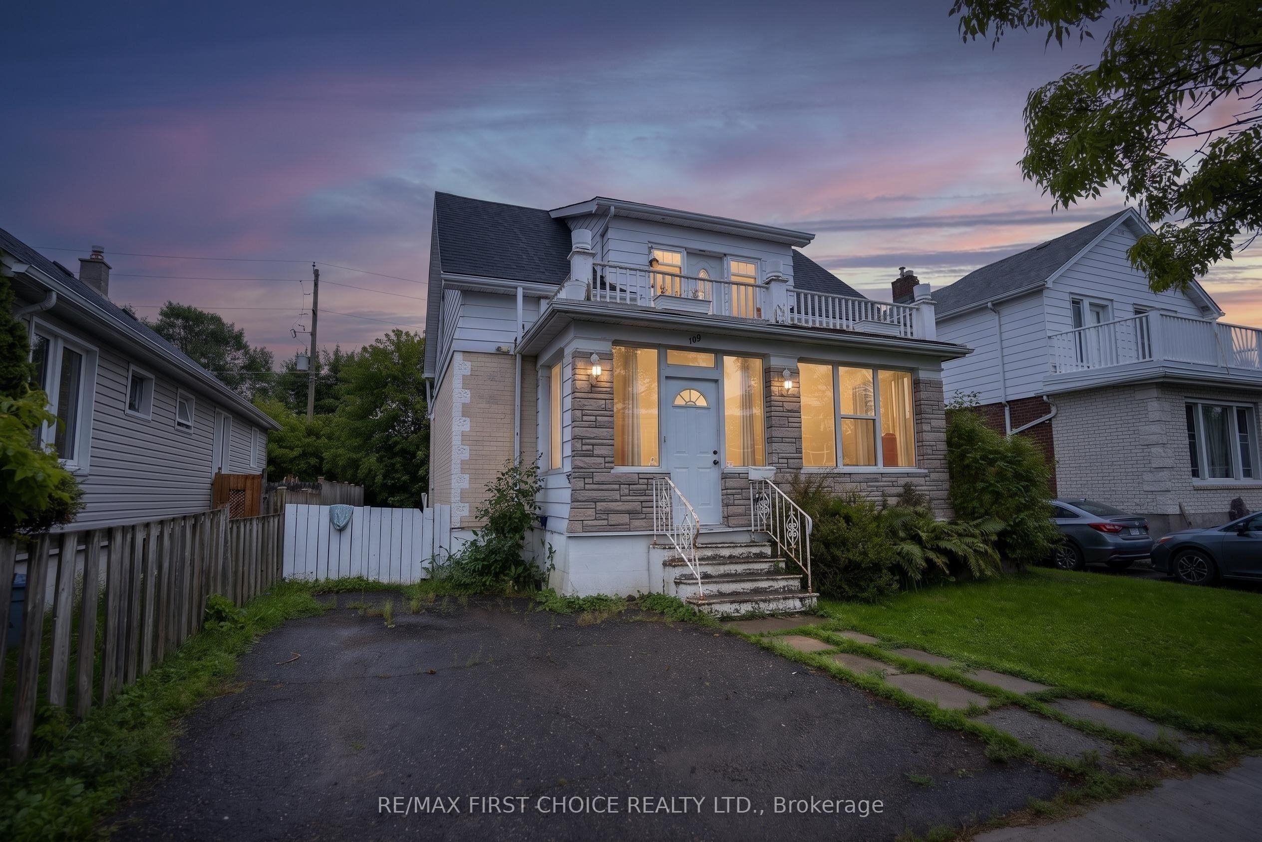 308 Archibald Street N