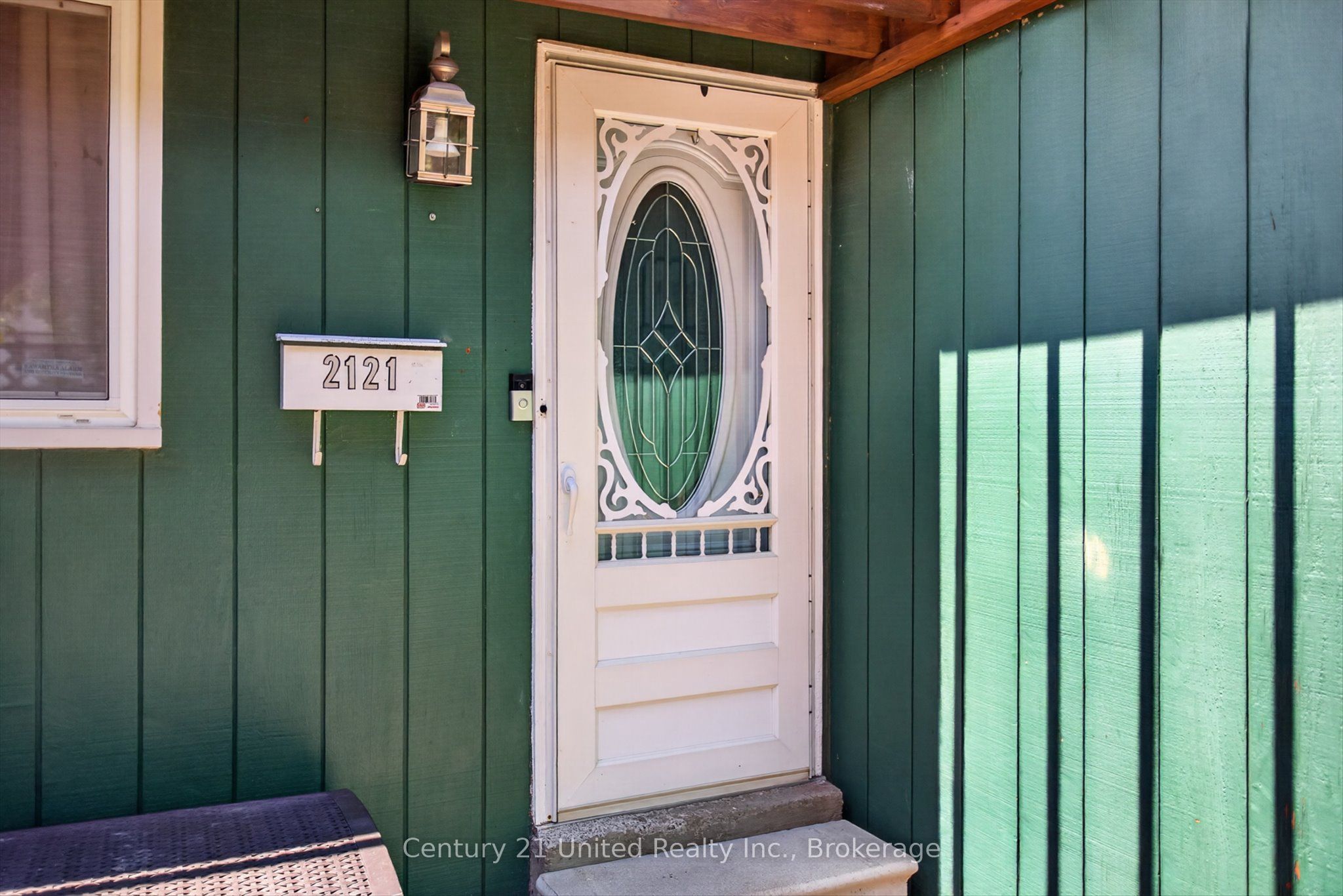 2121 Meadowview Road Property Photo 6