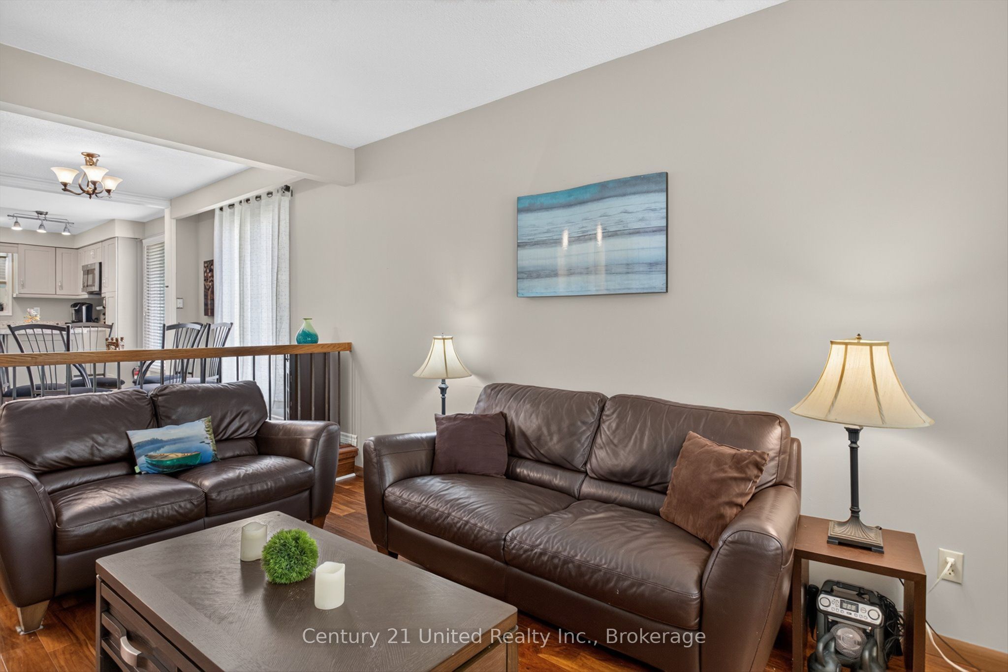 2121 Meadowview Road Property Photo 8