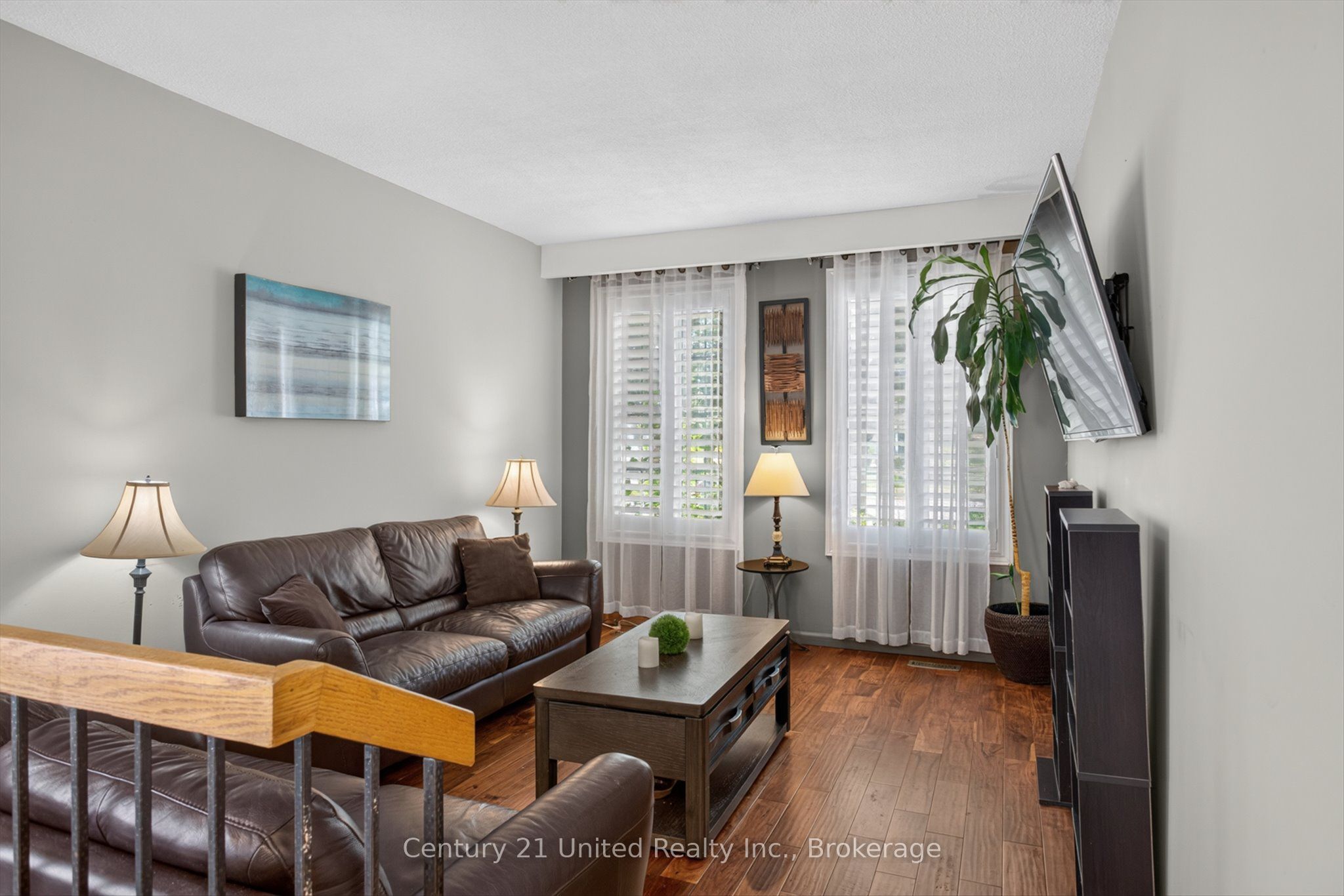 2121 Meadowview Road Property Photo 11