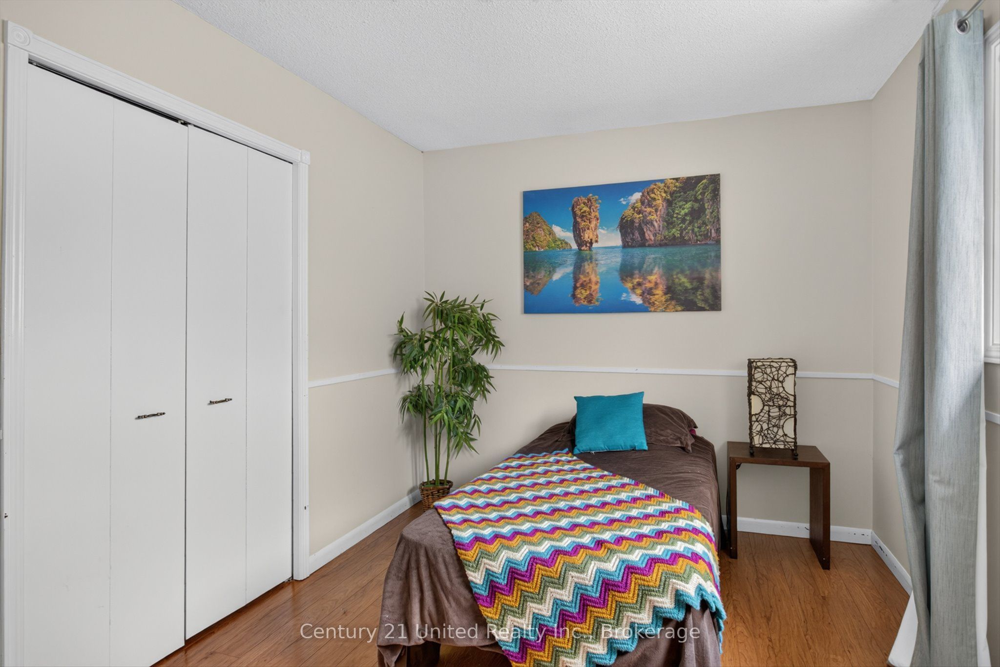 2121 Meadowview Road Property Photo 24