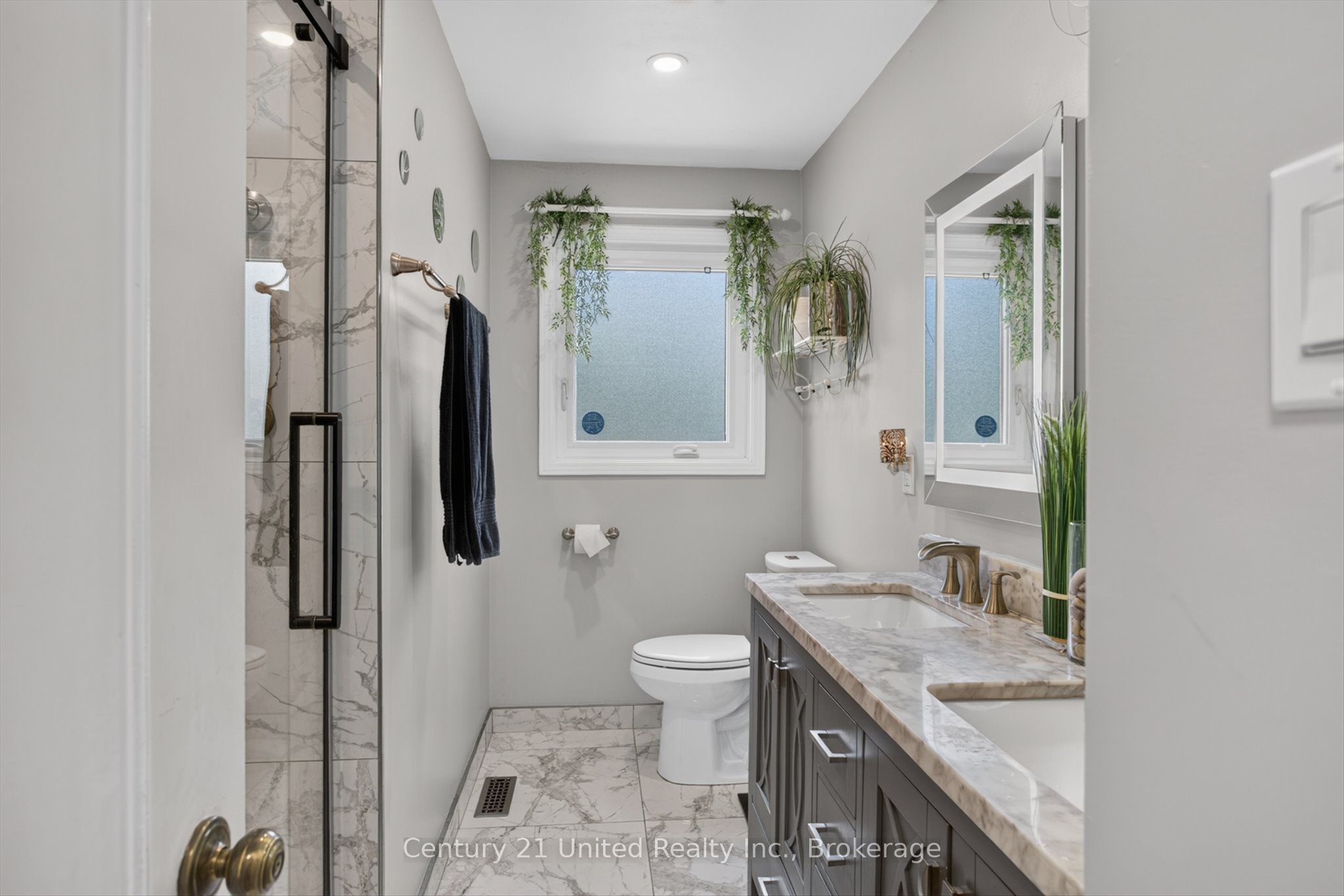 2121 Meadowview Road Property Photo 26