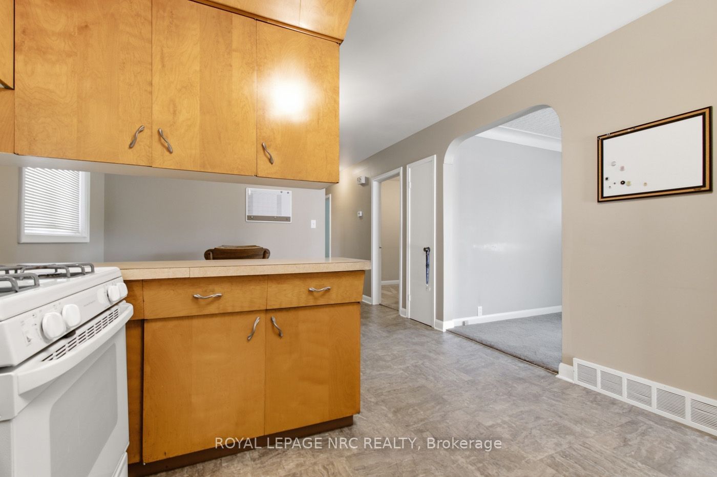 131 Joyce Avenue Property Photo 10