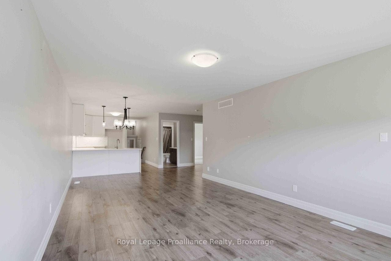49 Hillside Meadow Drive Property Photo 7