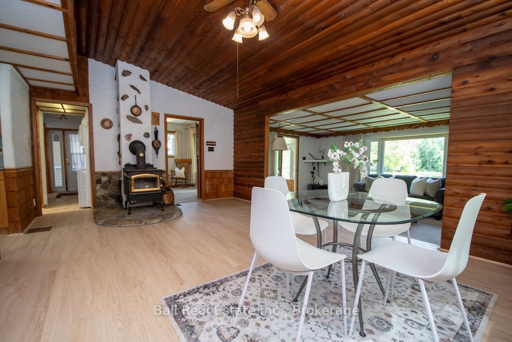 2137 Chipmunk Road Property Photo 8
