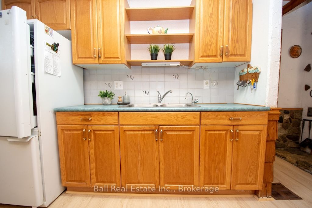 2137 Chipmunk Road Property Photo 13