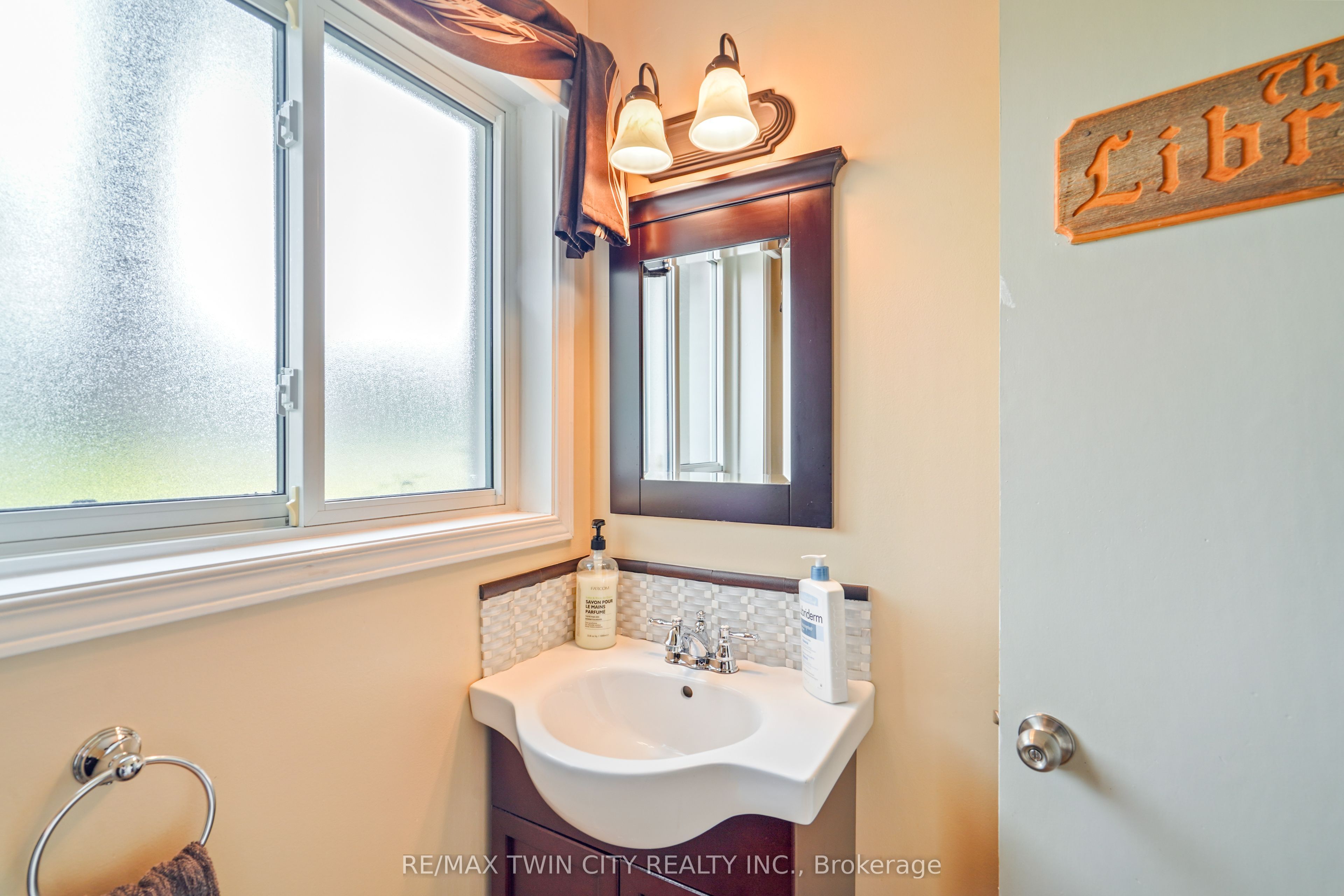 10 Brier Crescent Property Photo 28