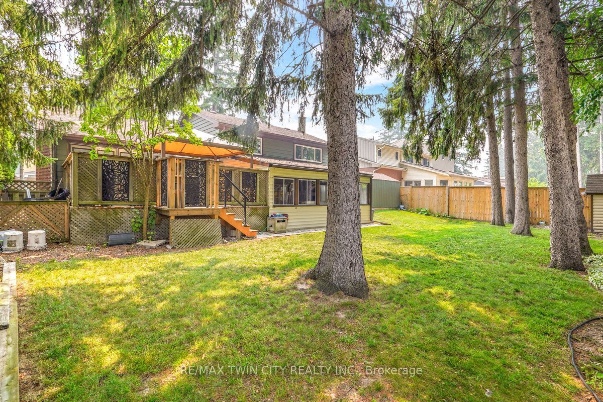 10 Brier Crescent Property Photo 37