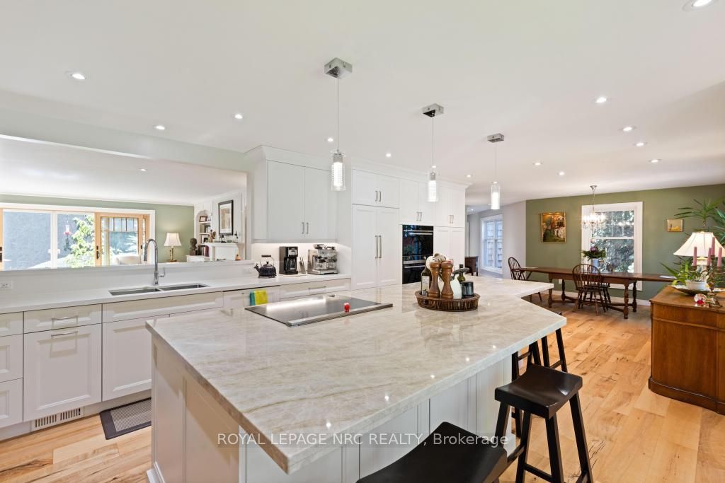 7 Christopher Street Property Photo 8