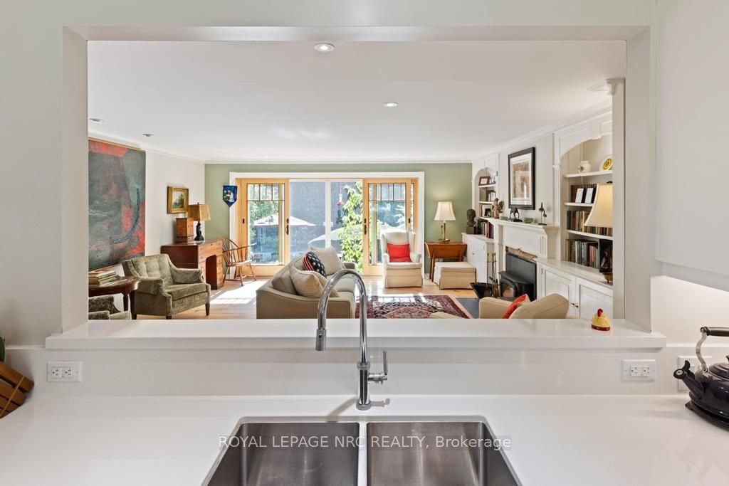 7 Christopher Street Property Photo 13