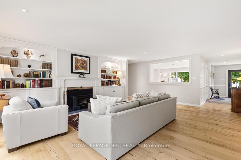 7 Christopher Street Property Photo 20