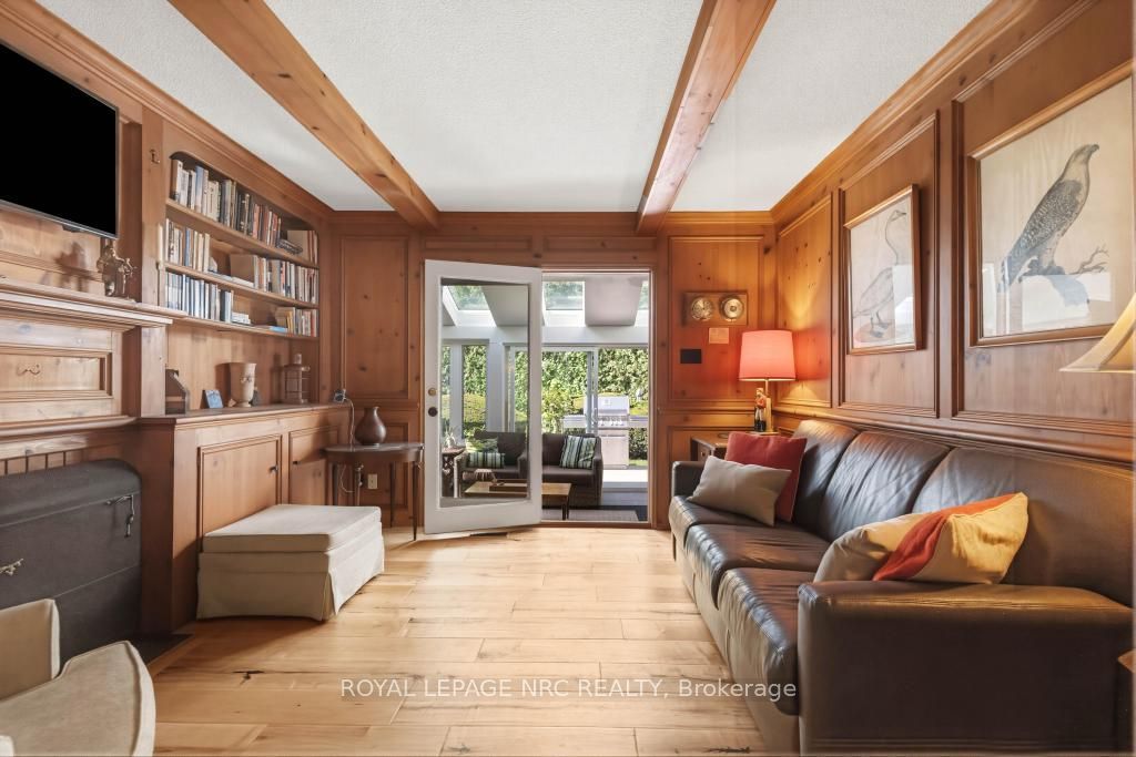 7 Christopher Street Property Photo 22