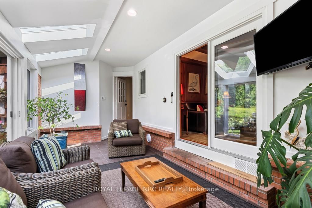 7 Christopher Street Property Photo 25