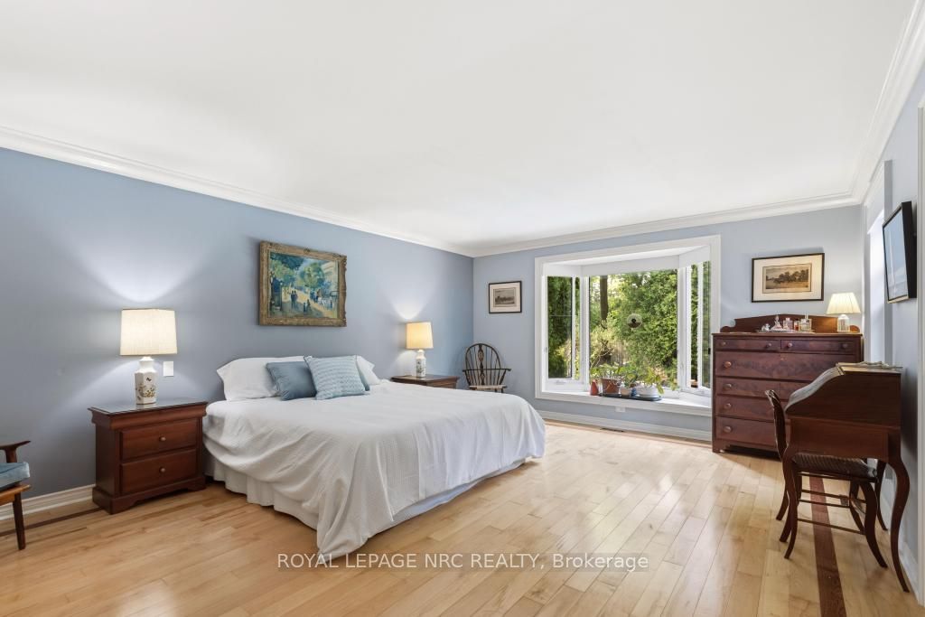 7 Christopher Street Property Photo 28