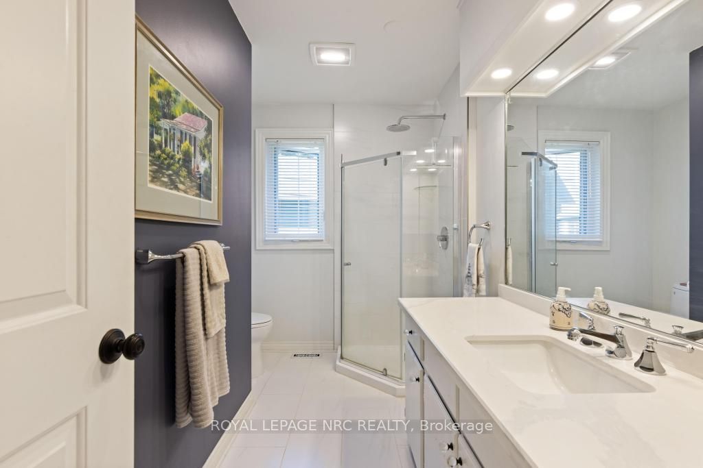 7 Christopher Street Property Photo 32