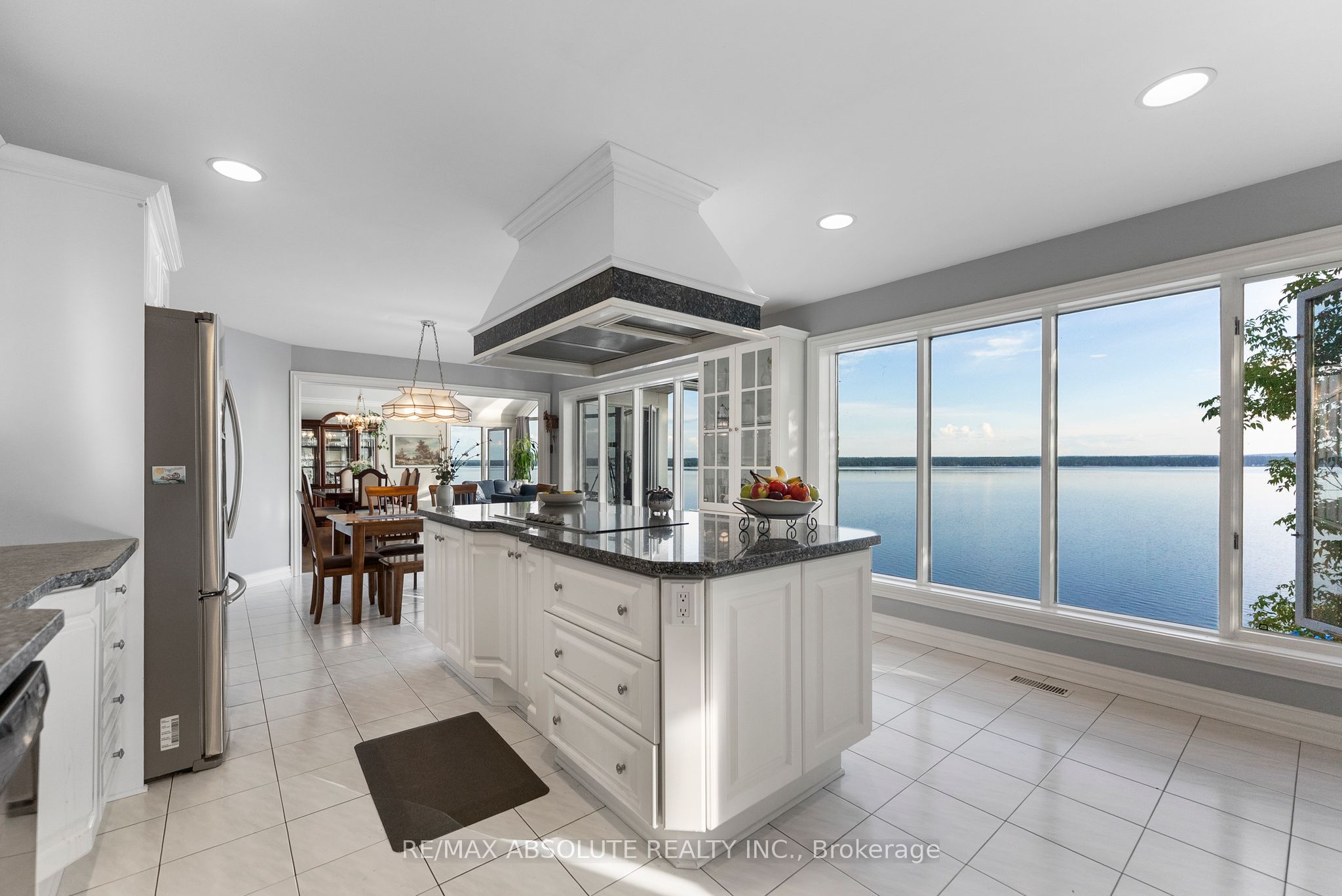 1724 River Road Property Photo 16