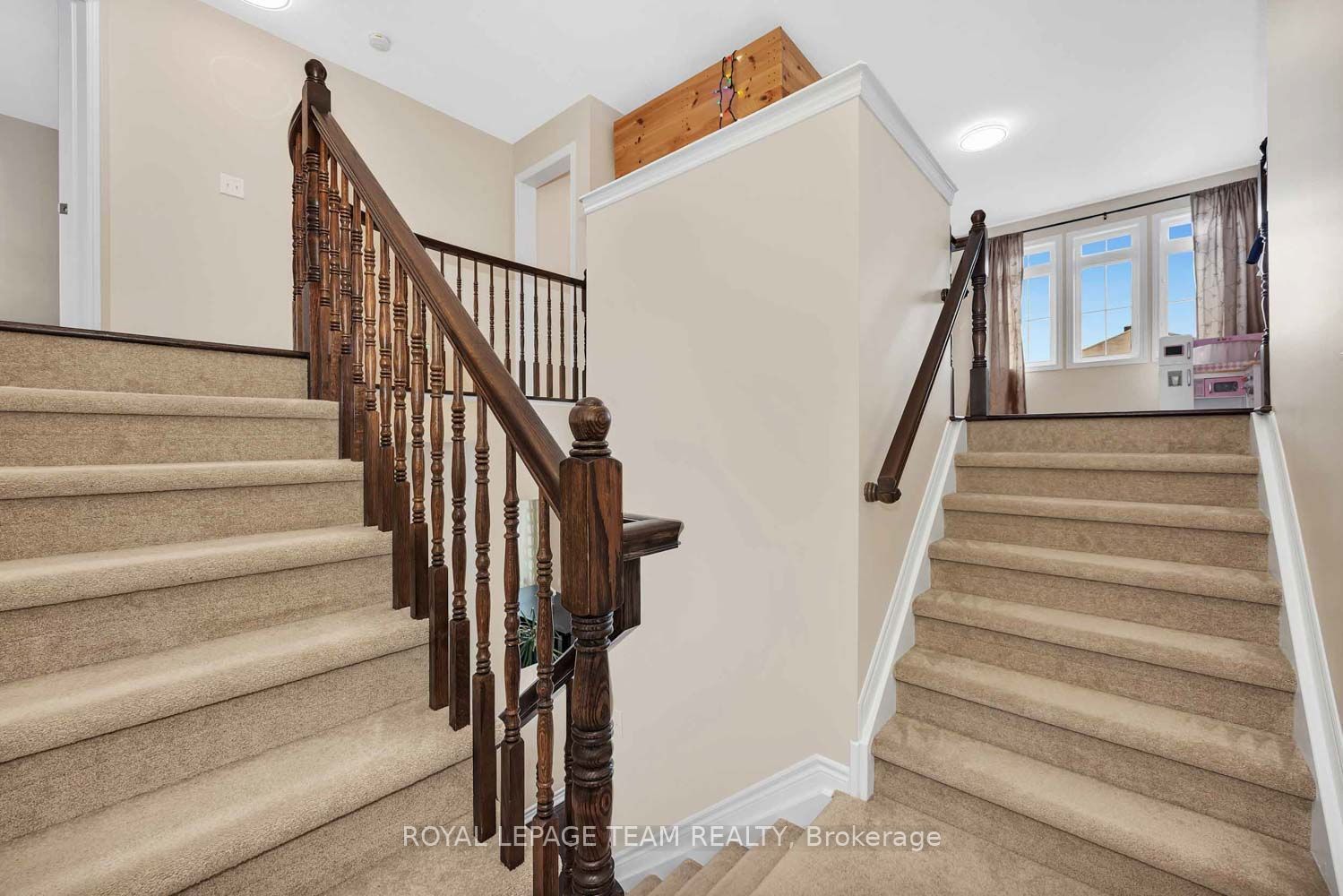 2225 Watercolours Way Property Photo 25