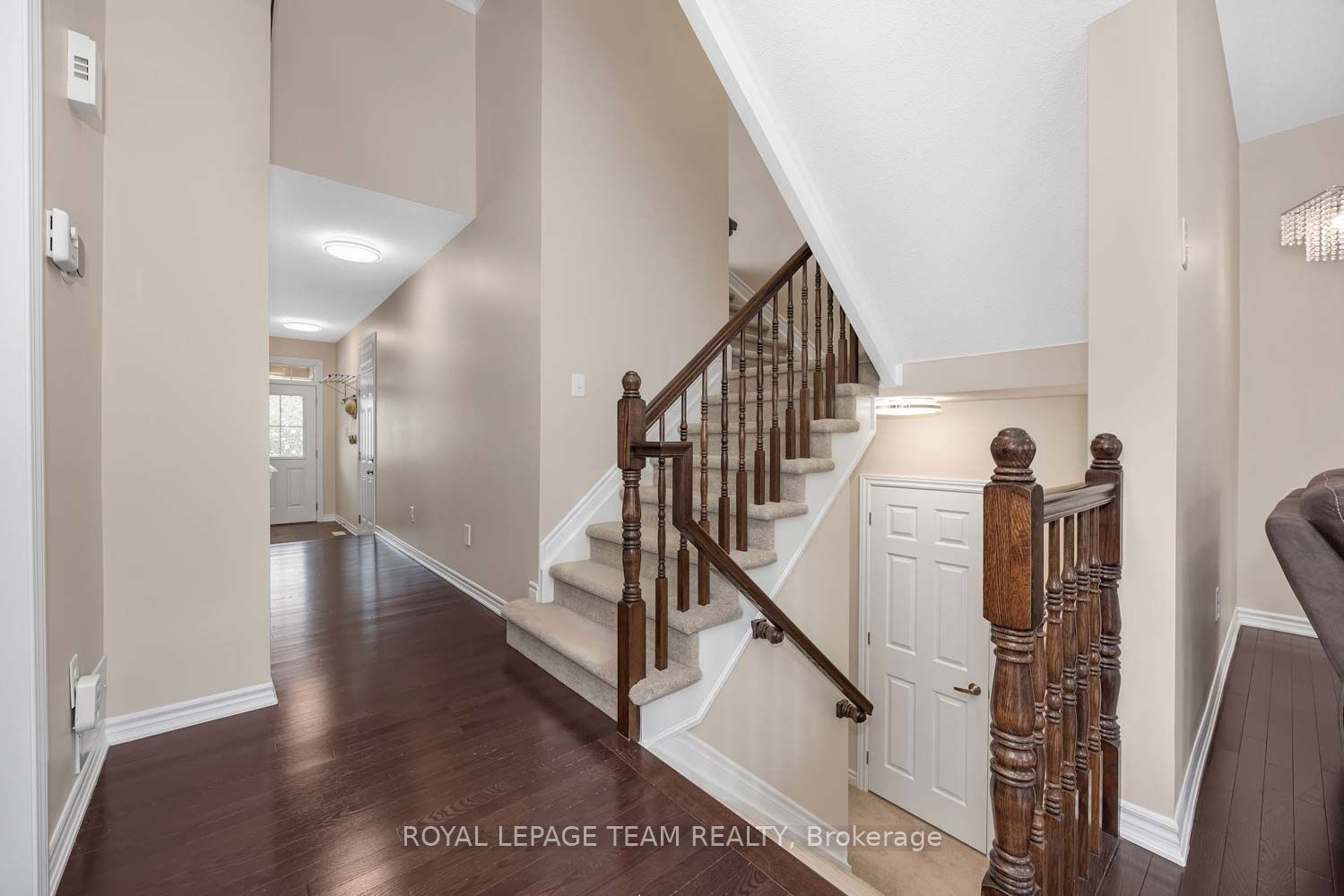 2225 Watercolours Way Property Photo 27