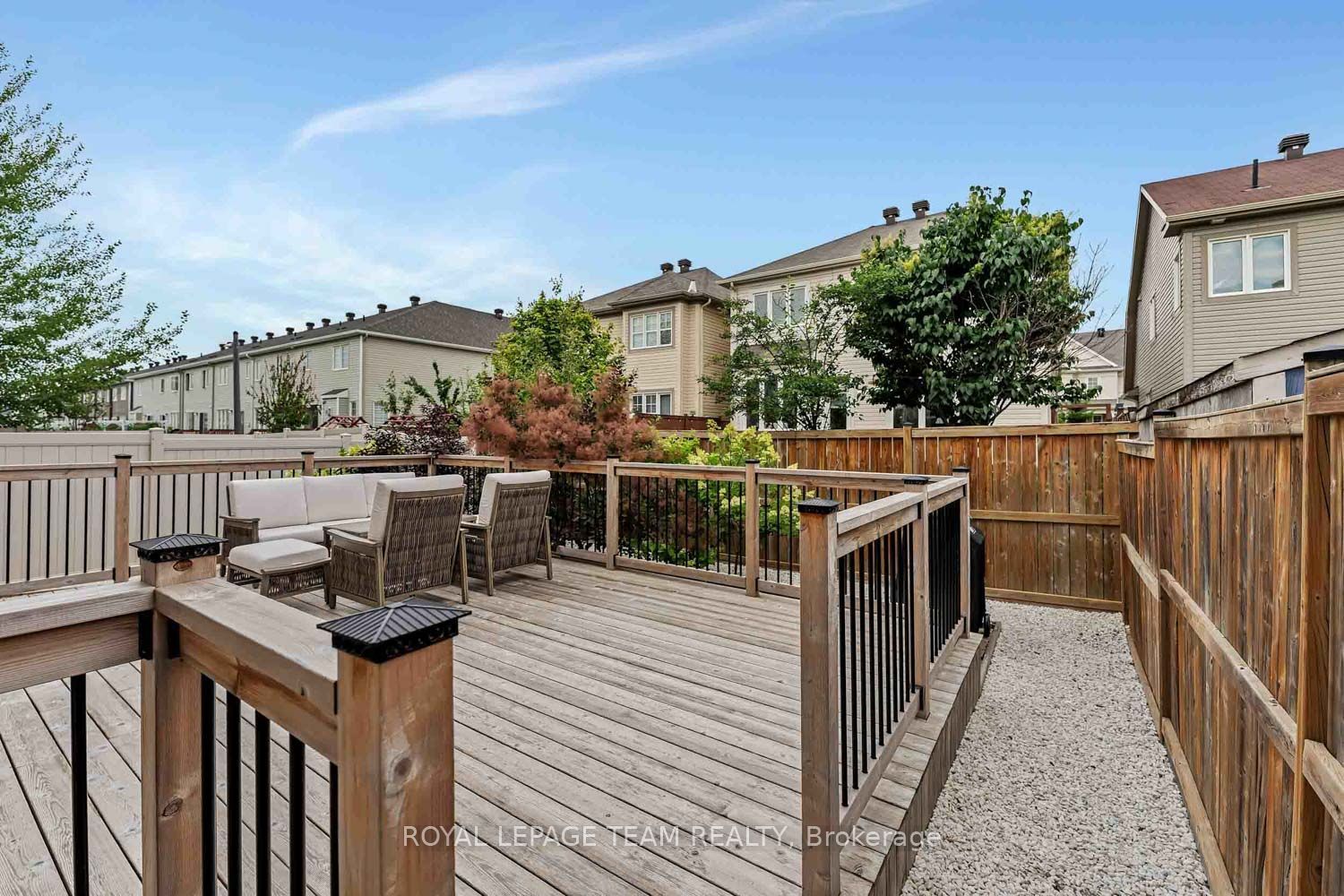 2225 Watercolours Way Property Photo 41