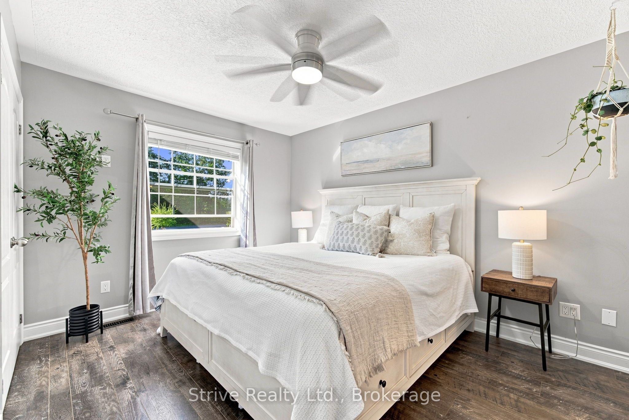 11074 Third Line Property Photo 16