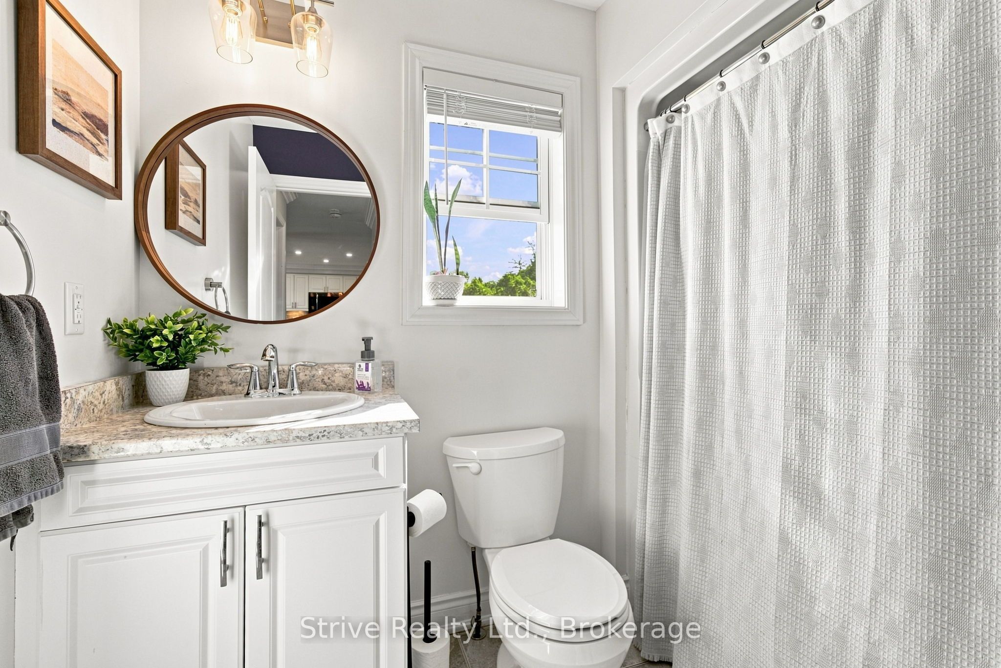 11074 Third Line Property Photo 24