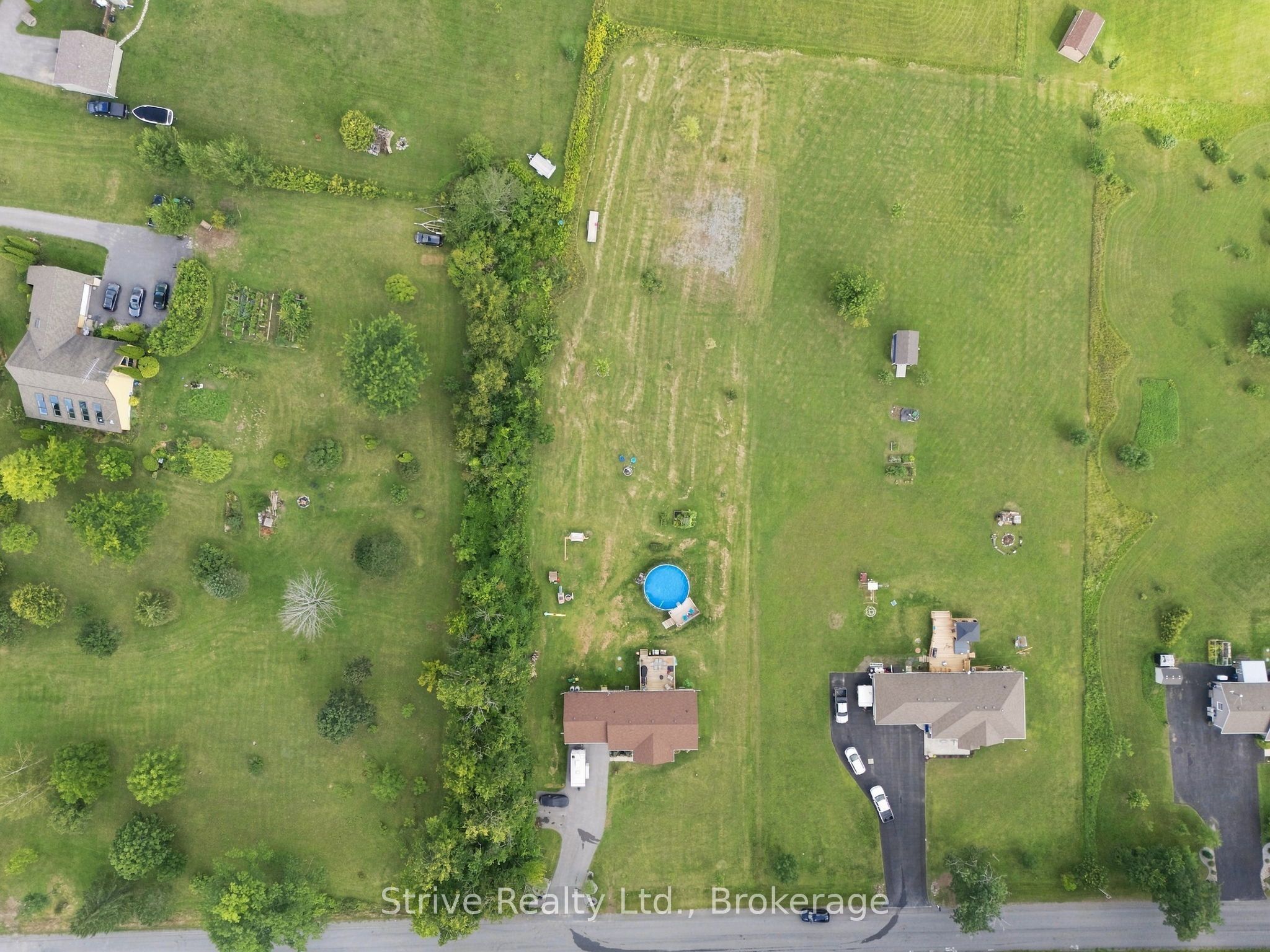 11074 Third Line Property Photo 46