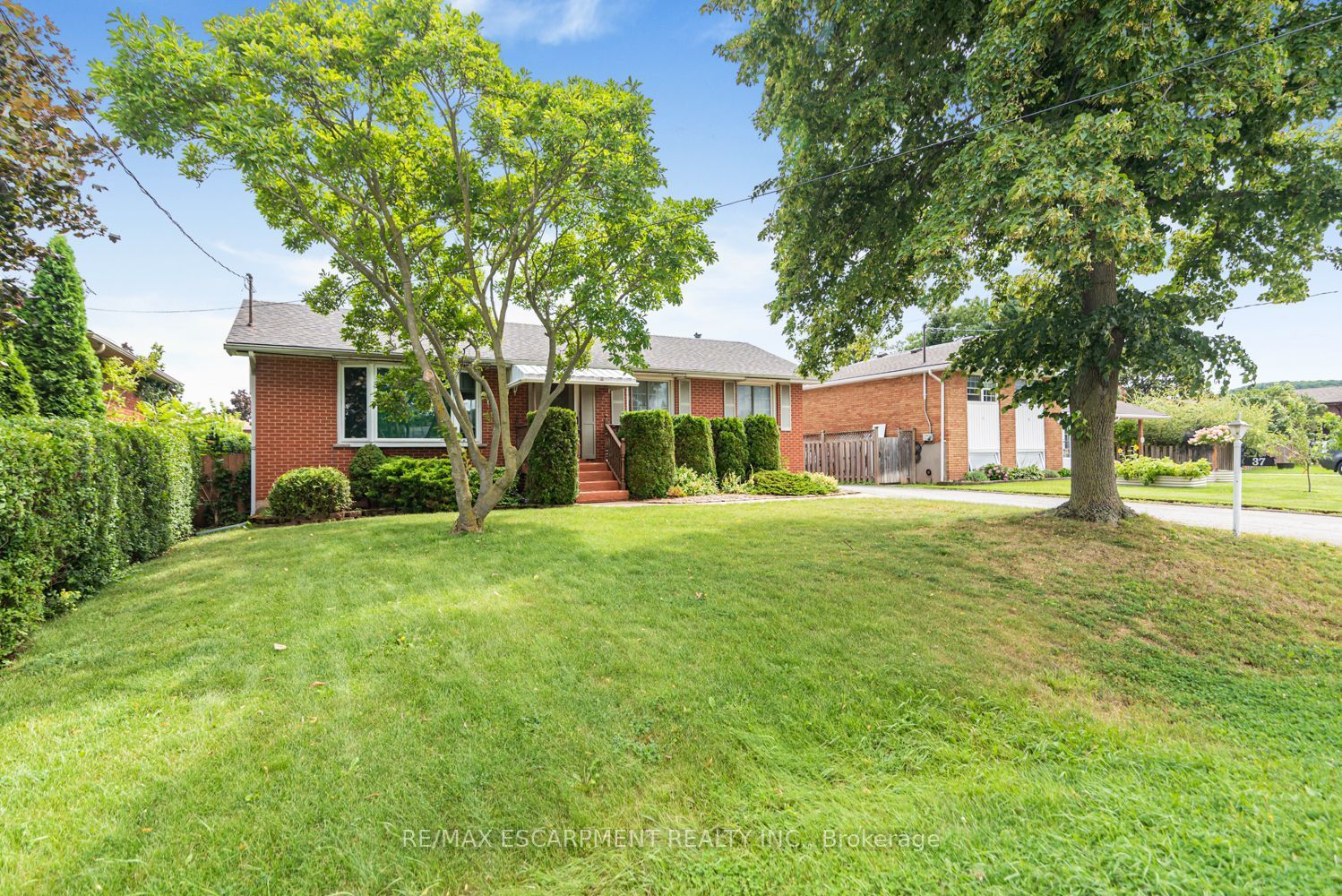 37 Lorne Avenue Property Photo 5