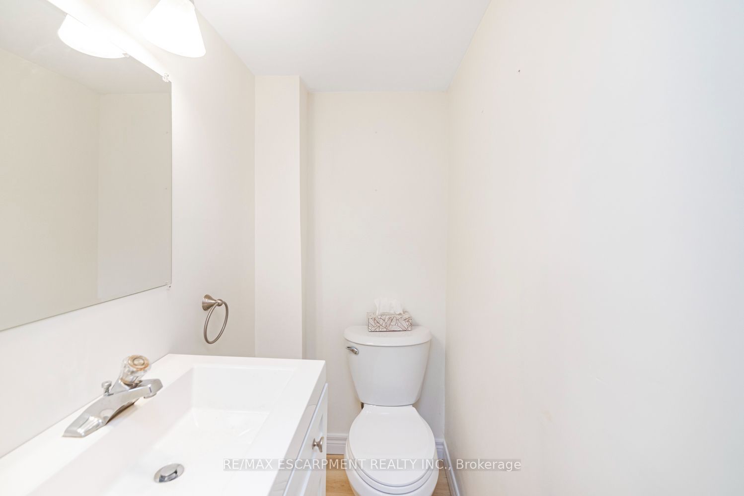 37 Lorne Avenue Property Photo 22